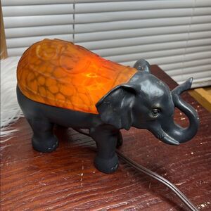 Cast Metal Elephant Cheyenne Lamp Amber Shell Table/TV light